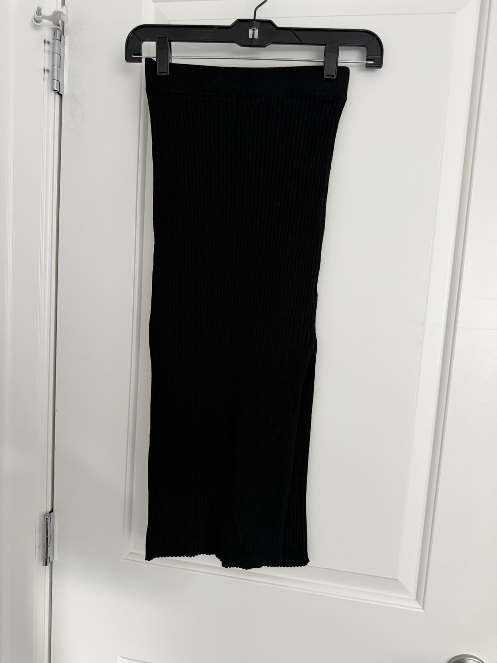 Dynamite Black Ribbed Midi Skirt